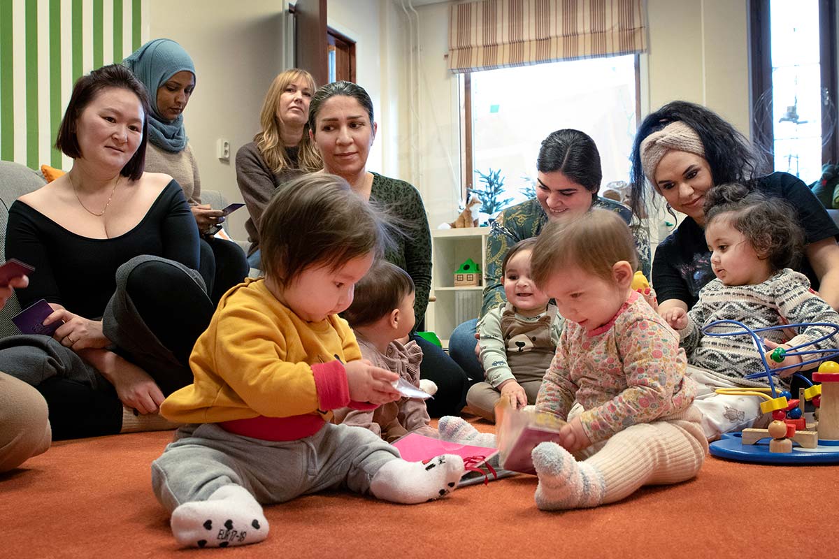 Parent group for mothers with babies.